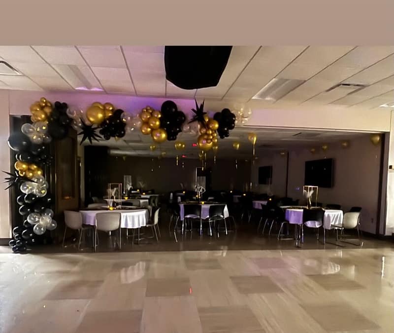 Finished father daughter dance balloon installation